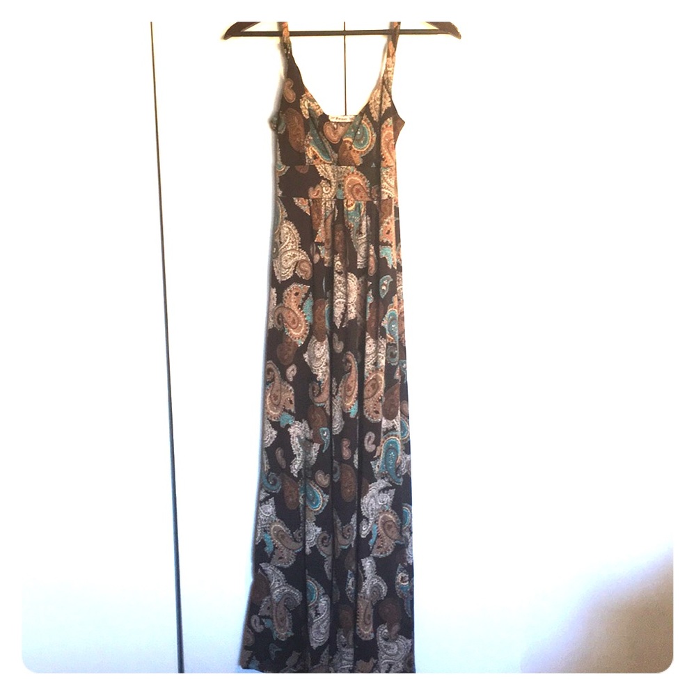 Ladies size medium paisley print maxi dress